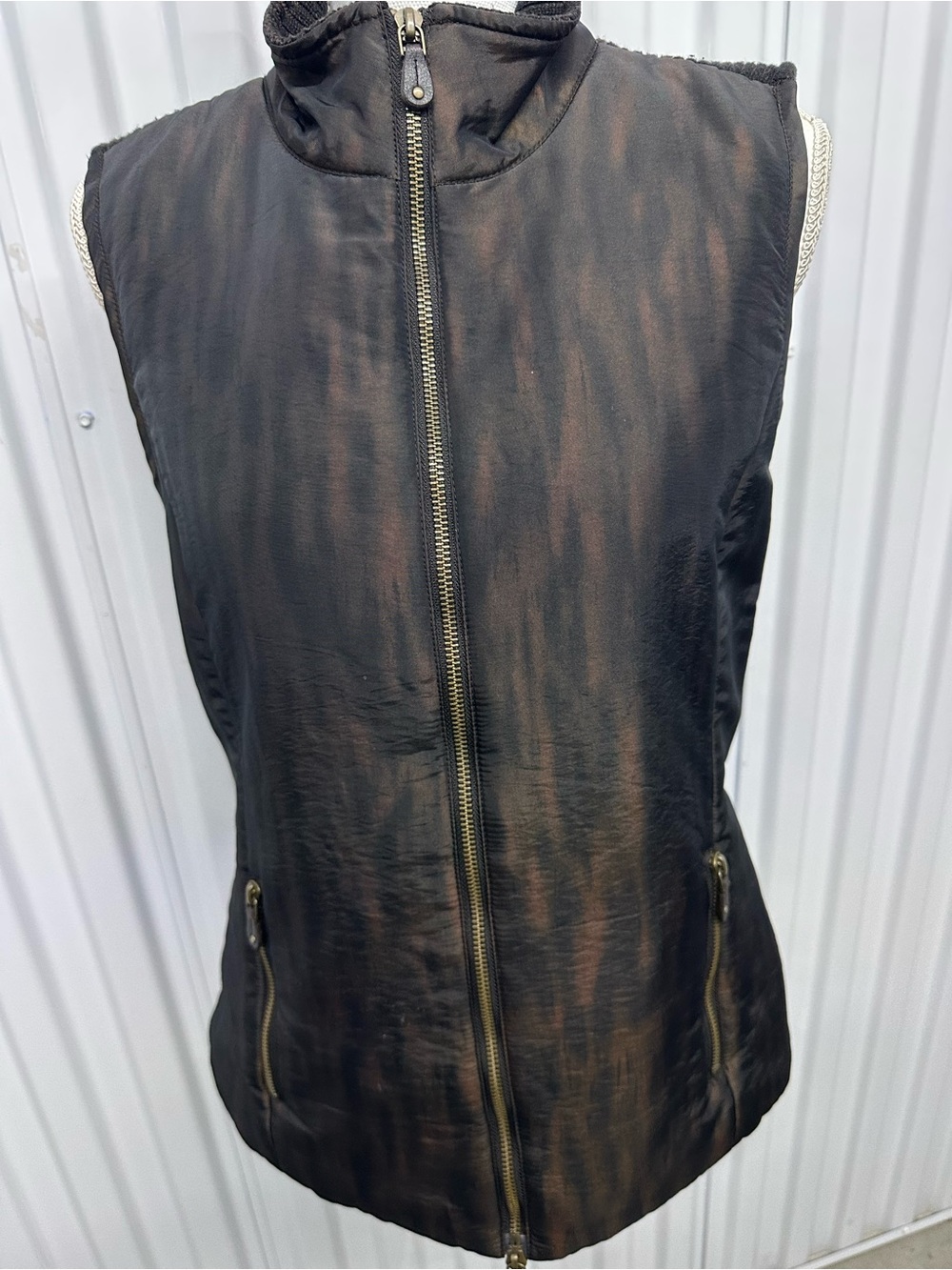 Spanner Brown/Black Silky/Knit Zippered Vest